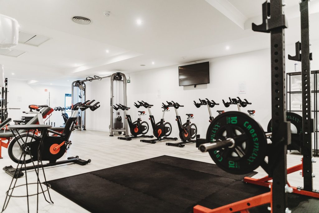 how to buy a gym or fitness franchise